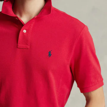 Red Collar Tshirt